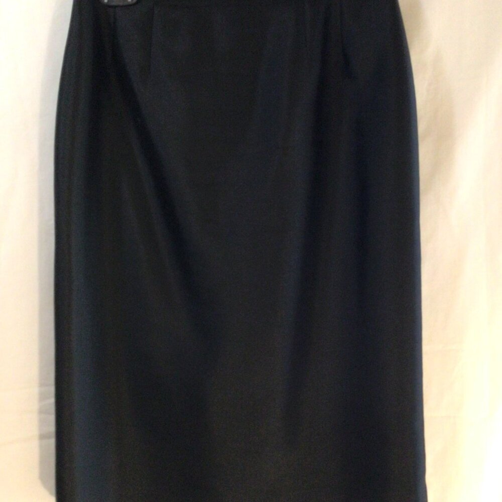 Black Suit - Picture 5 of 6